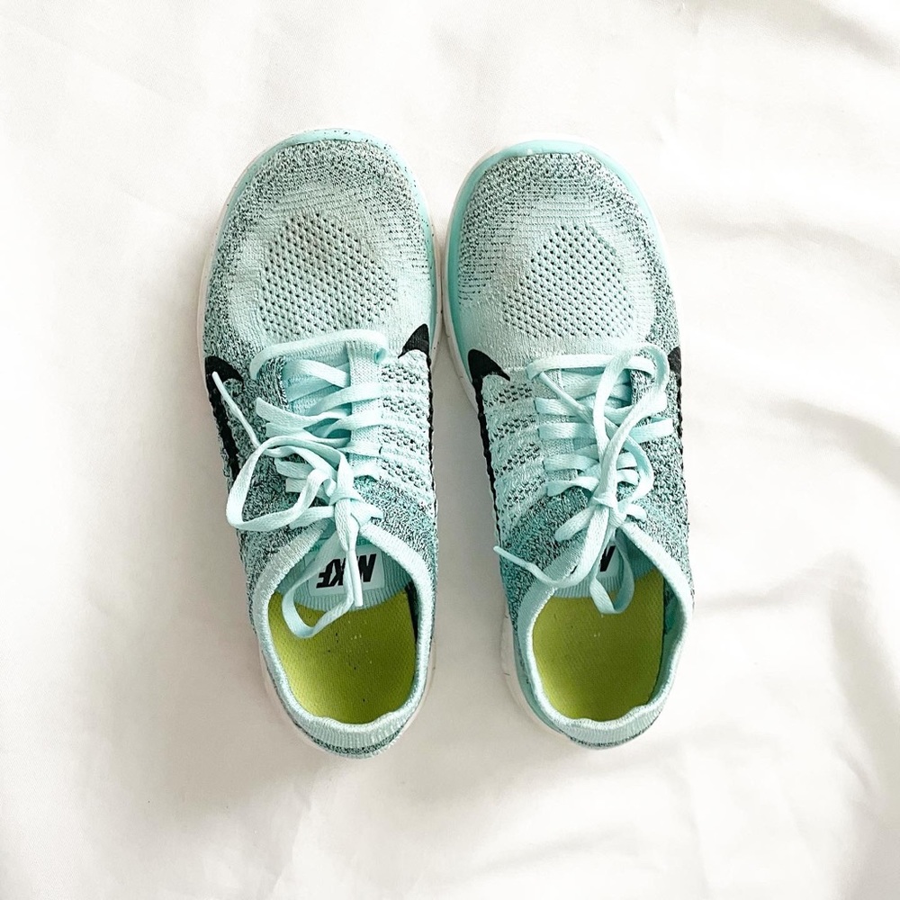Nike Blue Flyknit Nike Free 4.0 Sneakers - Picture 5 of 5
